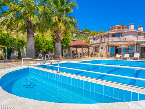  gece  -  Kasım
  | Kalkan Üzümlü'de Çocuk Havuzlu, Deniz Manzaralı Jakuzili Villa